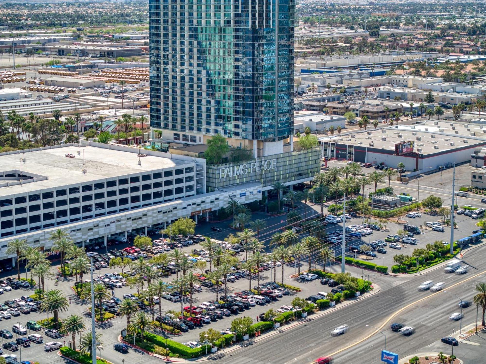Palms Place Hotel By Zelloo Las Vegas Exterior foto